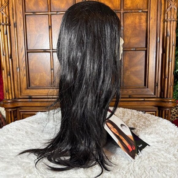 Freetress Equal 25" Susan Lace Front Shake-N-Go Color 1B Synthetic Wig - Picture 8 of 16